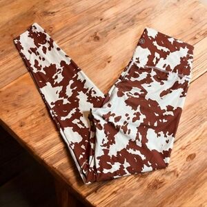SAGE High Waist Tummy Control Yoga Legging in Cow Print Sz Small